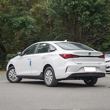 Changan: Changan Eado EV – tam elektrik sedan - Güc qurğusu: Önqaydılı — 5