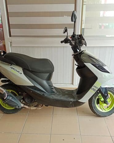 gence traktor zavodu yeni qiymetleri: Skuter – Aerox Ares model - Rəng: boz-gümüşü gövdə, qara üst panel — 8