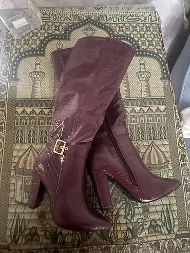 Uzunboğaz, Ölçü: 39, rəng - Bənövşəyi, Yeni lalafo.az -da Uzunboğaz, Ölçü: 39, rəng - Bənövşəyi, Yeni