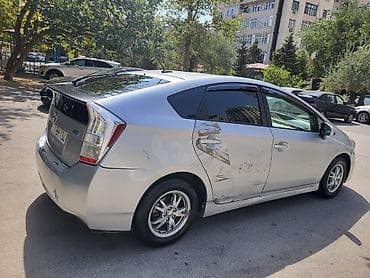 pirus ehtiyat hisseleri: Toyota Prius: 1.8 l | 2009 il Sedan — 8