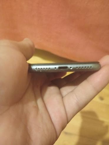 apple 5 s: IPhone 8, Space Gray, Barmaq izi — 2
