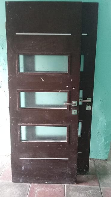 gencede qapi: Daxili qapı dəsti – modern dizayn, şüşə panellərlə - Material: ağac — 3