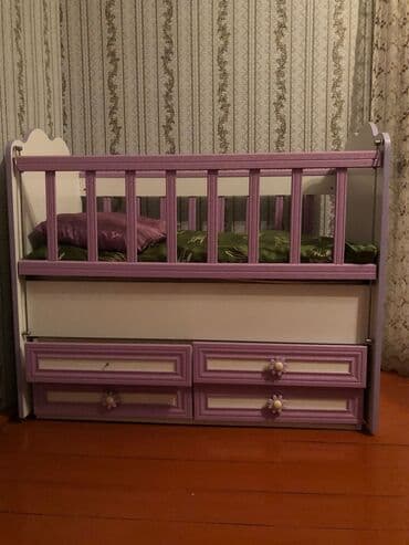 xususi hazırlanmış mebel: Oğlan və qız üçün, İşlənmiş, Dördbucaq, Beşik, Dəst ilə, Matras ilə, Yellənmə mexanizm ilə — 2