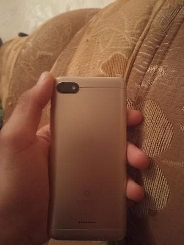 lg q6 ekran: Xiaomi Mi6, rəng - Qızılı — 1