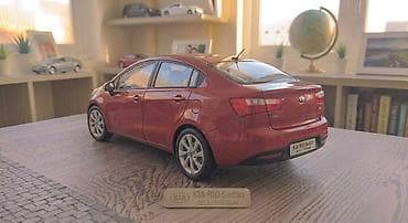 mini disk: KIA Rio Sedan model avtomobil, 2013 buraxılış dizaynında, 1:18 ölçüdə — 3