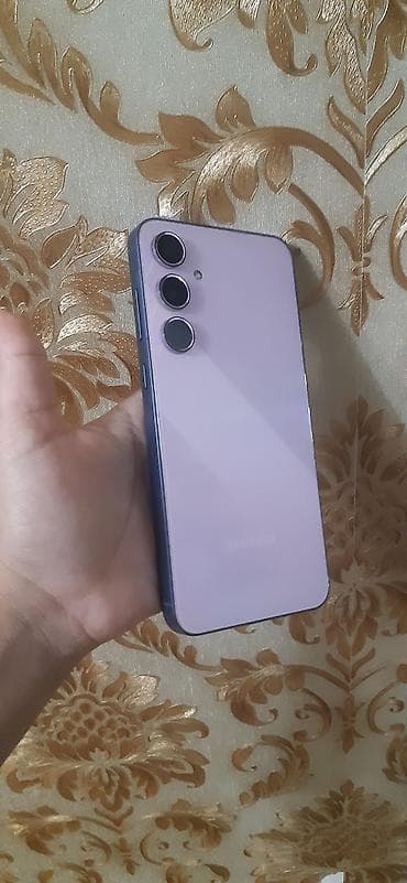 samsung galaxy a51 kabro: Samsung Galaxy A55, rəng - Bənövşəyi, Barmaq izi — 3