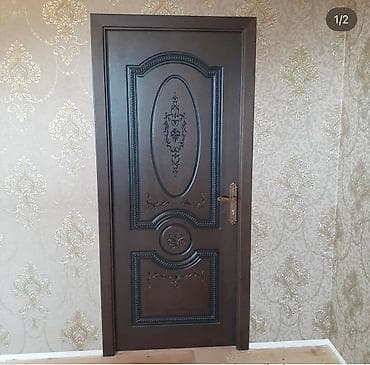 Klassik dizaynlı daxili qapı - Material: Ağac əsaslı, möhkəm