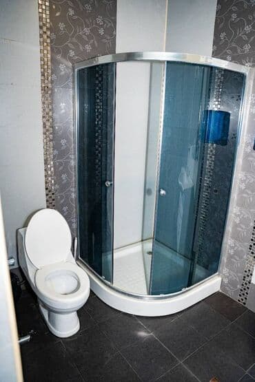 бина аз аренда квартир: 🔥🔥İŞ ADAMLARI ÜÇÜN ƏLA FÜRSƏT!!!Obyekt Icarəyə verilir🔥🔥 📍 Gənclik — 18