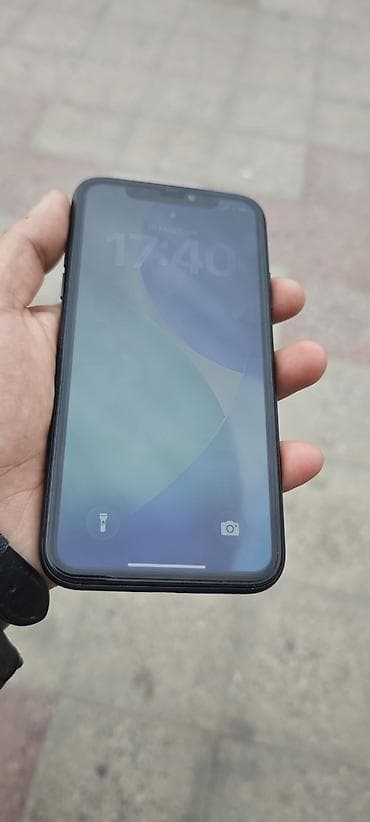 iphone 15 sade: IPhone 11, 64 GB, Qara, Face ID — 2