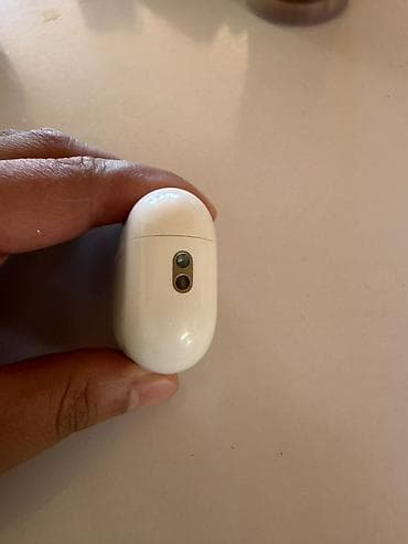 airpods pro 1: Apple AirPods Pro (2-ci nəsil) – Model A2968 Xüsusiyyətlər: - Aktiv — 3