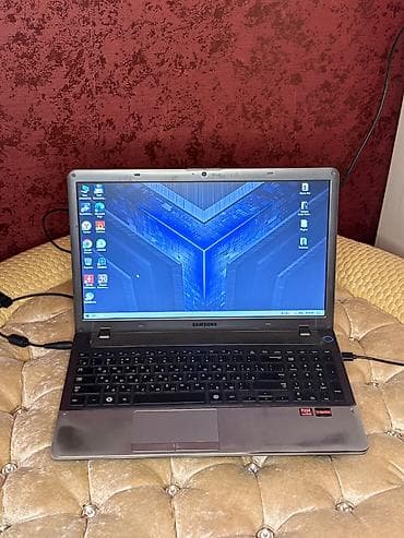 sade samsung: Samsung Notbukdu 8 Ram 320GB yadasi orjinal adaptoru islek veziyetdedi — 1