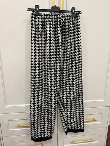 женские трикотажные спортивные костюмы: Hər biri 10 azndir. Dəst şəklində satılır. Yenidir — 4