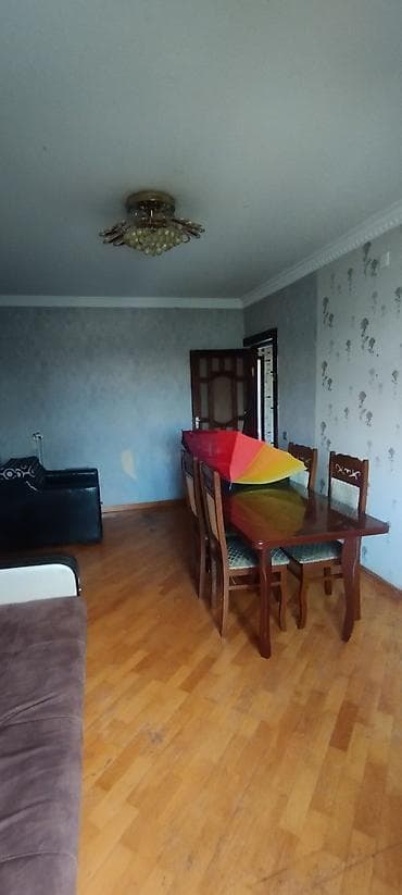 evler satiliq: Bakı, Yeni Günəşli Massiv A, 3 otaqlı, Köhnə tikili, m. Xalqlar Dostluğu, 80 kv. m — 3