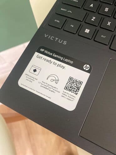 victus: İşlənmiş HP Victus, 14.3 ", Intel Core i7, 128 GB — 2