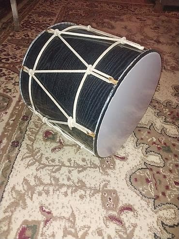 qara zurna: Elektron işıqlı nağara/davul dəsti - Korpus: taxta gövdə, çoxbucaqlı — 6