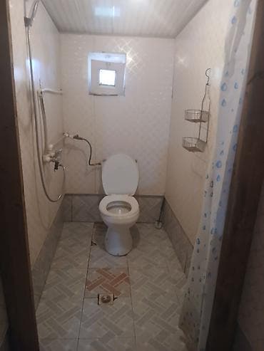 sədərək unitaz: Duşlu sanitar qovşaq – tam komplekt - Unitaz, əl duşu və divara — 1