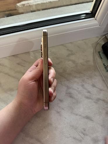 iphone 12 sade: IPhone 14 Pro, 256 GB, Qızılı, Face ID — 3