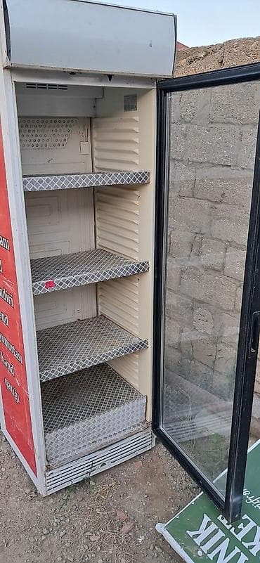 soyuducuları: Vitrin tipli ticarət soyuducusu - Şüşə qapılı, şaquli vitrin formatı — 1