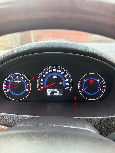 hundai terracan: Hyundai Sonata sedan - Kuzov rəngi: gümüşü - Geniş və rahat salon — 7