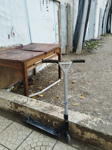 бильярдный стол купить бу: Şəhər skuterı (kick scooter) - Rul: T‑formalı, rezin tutacaqlar - — 1