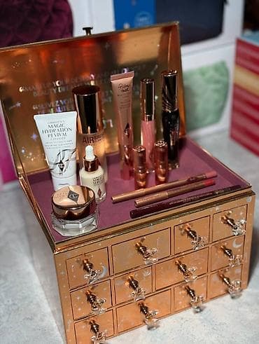 Charlotte Advent Calendar — 1