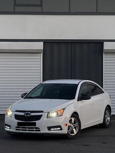 07 fara: Chevrolet Cruze: 1.4 l | 2013 il 224 km Sedan — 4