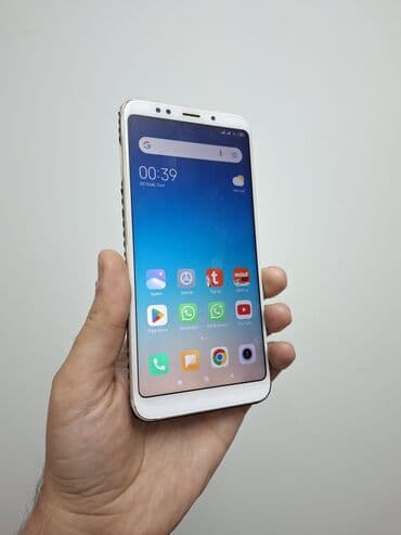 Apple iPhone: Redmi 5 Plus, 64 ГБ, цвет - Золотой, Отпечаток пальца — 1