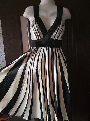 Üst geyimi: Платье сарафан из UK Атласное расклюшенное красивое Фирма Vila Размер — 1