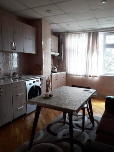 sibrizdə evlərin qiyməti: Bakı, 3 otaqlı, Köhnə tikili, 80 kv. m — 5