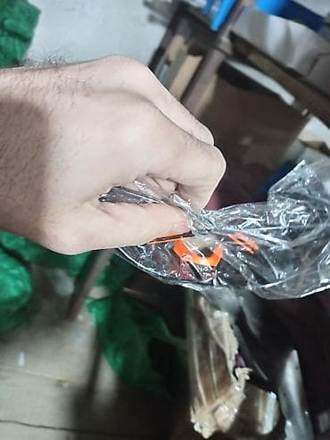 Eynəklər: Məhsul: Mühafizə eynəyi Təsvir: - İş və sənaye üçün nəzərdə tutulmuş — 1