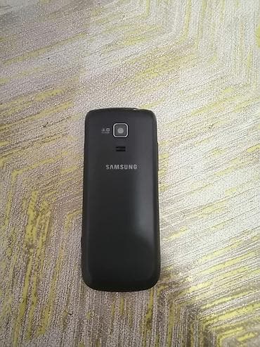 mini android telefonlar: Samsung 8 GB, rəng - Qara, Düyməli — 2