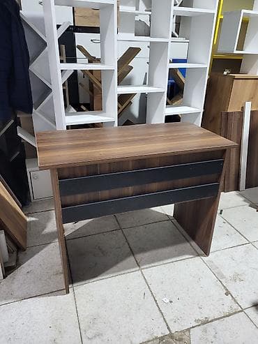 Sifarişlə ev mebeli: Düz masa, Polkasız, Siyirməli, Teksturalı laminat — 6