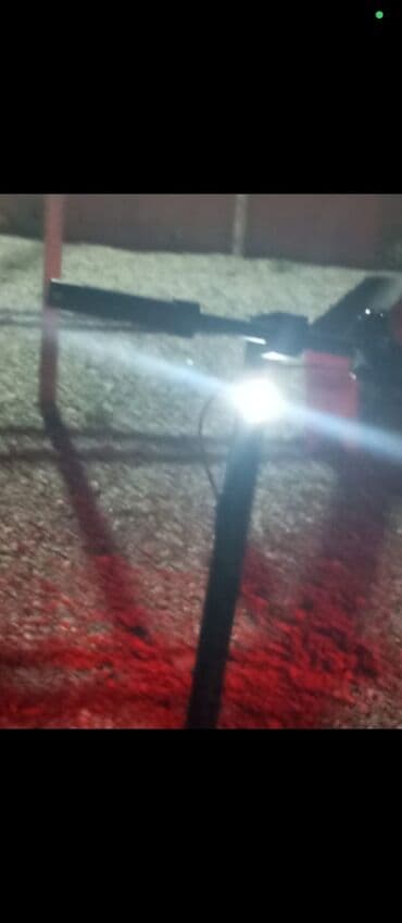 velosipedlər 26 liq: Surəti:25 di polnu zaryatqaynan 60 km gedir modeli İksyomi m5 — 4