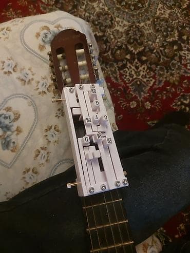 гитара баку: Gitara üçün akkord köməkçisi – mexaniki barmaqlıq qurğusu - — 1