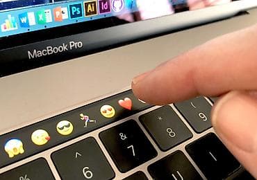 apple 11: MacBook Pro 15-inch 2018-ci il modelini satıram. Kompüter şəxsi — 2