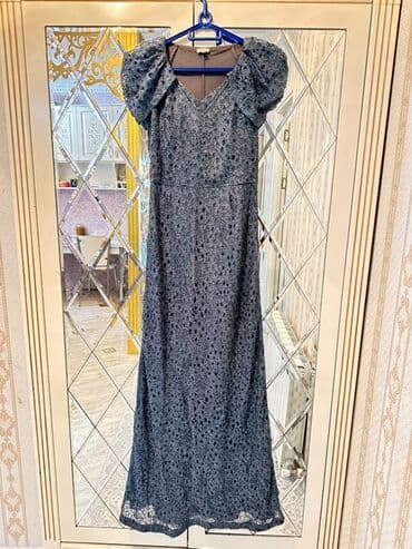 Toy paltarları və aksesuarları: İki fərqli qadın paltarı dəsti 1) Qara krujeva üstlü, aşağı hissəsi — 9