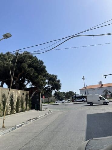 şəhərdə kirayə evlər: Bakı şəhərində 8 Noyabr proskektinini Kazlmağa Kazımov kücəsinən — 11
