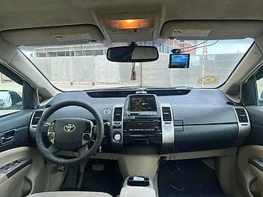 111 mator: Toyota Prius: 1.6 l | 2007 il Hetçbek — 3