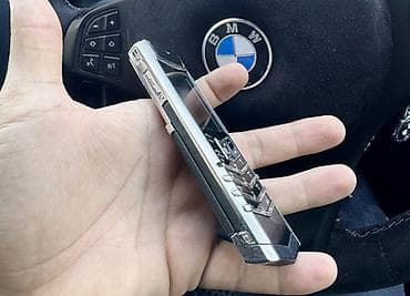 Elektronika: Vertu Signature Touch — 5