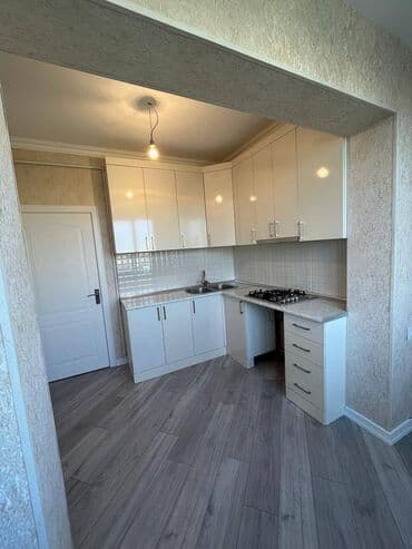 ucbucaq evlər: Bakı, 2 otaqlı, Köhnə tikili, m. Xalqlar Dostluğu, 60 kv. m — 6