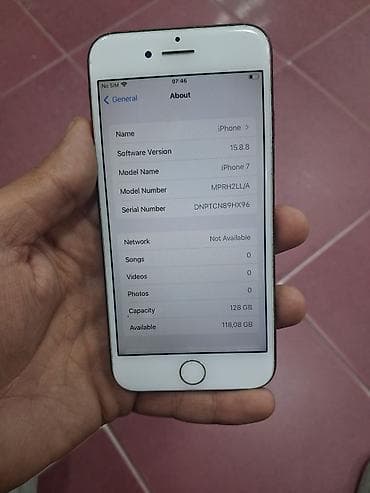 panel cit: IPhone 7, 128 GB, Qara — 4