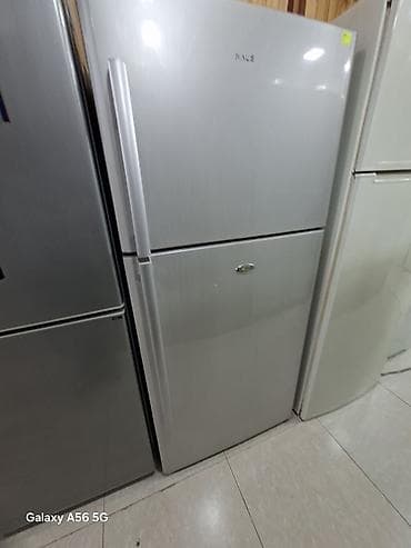 plesdeyşin 2: İki qapılı soyuducu (üstdə dondurucu) - Rəng: gümüş/metallik - — 1