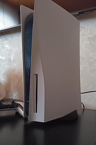 PS2 & PS1 (Sony PlayStation 2 & 1): Playstation5 10oyunu var 2pult 4aydir alinib 770azn buzovna — 2