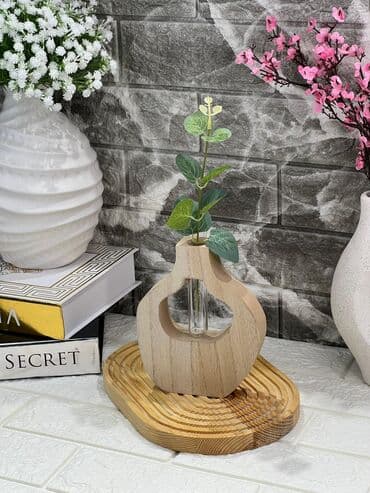 Vazalar: Bir vaza — 4