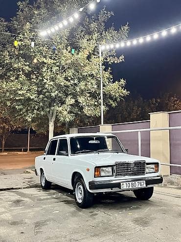 kiredit maşınlar: VAZ (LADA) 2107: 1.6 l | 2002 il 90000 km Sedan — 5