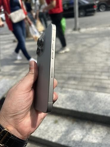 i̇phone s: IPhone 14 Pro Max, Gümüşü, Face ID — 2