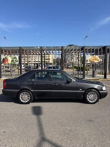 Mercedes-Benz C-Sinfi sedan - Kuzov: 4 qapılı sedan, tünd boz rəng -