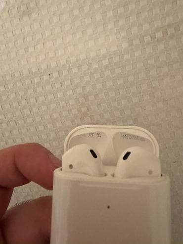 Микрофоны: Беспроводные (Bluetooth) Наушники, Apple, цвет - Белый — 2