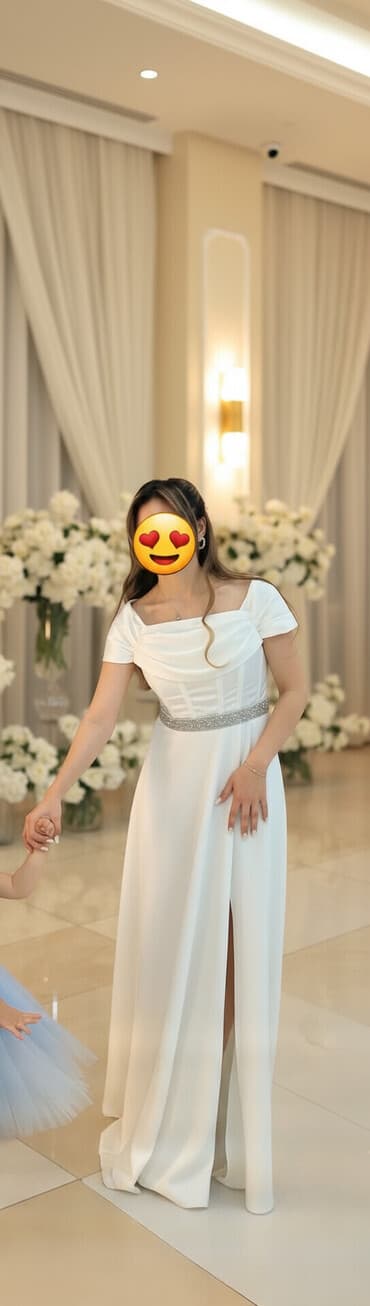 Ziyafət donu, Maksi, S