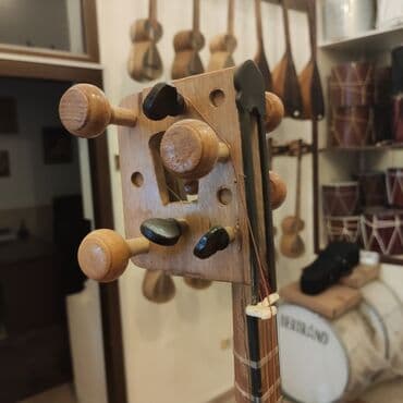 qara tut: Cövdə:Tut ağacı Qol:Qoz ağacı Uzunluq:79 sm Dərinlik:13 sm — 3